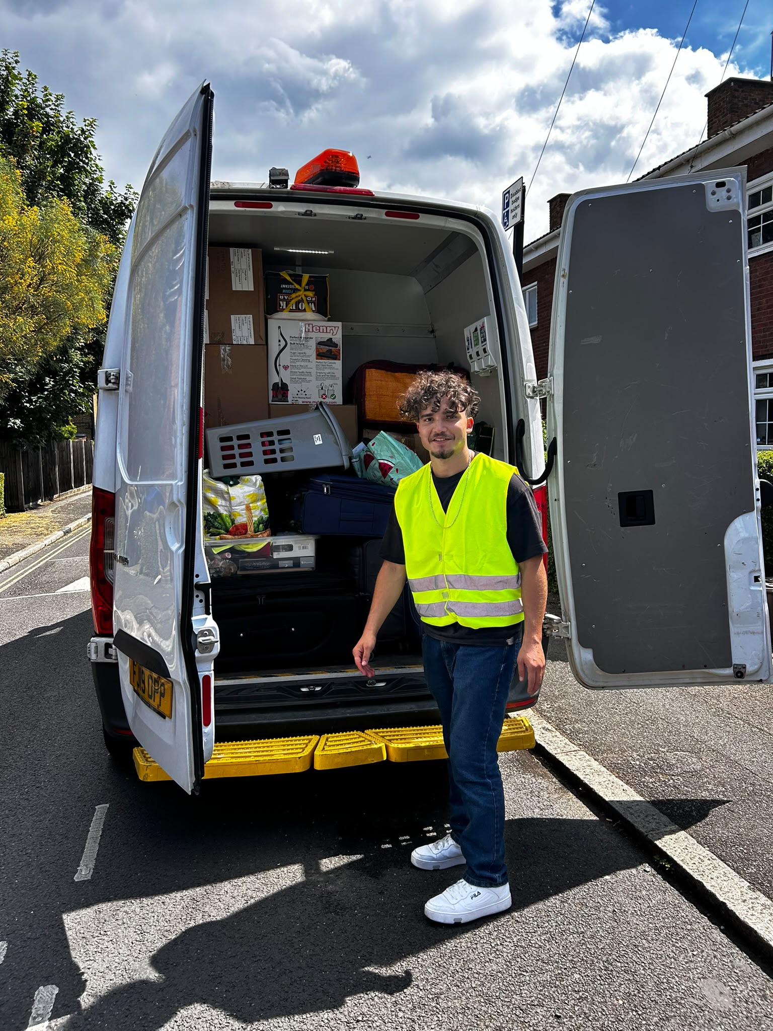 Removals across Streatham SW16 — High Road to Common